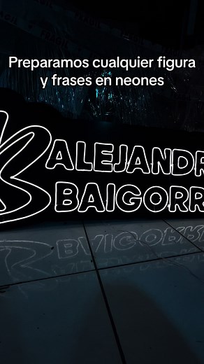 Letreros Neones Personalizados en Perú