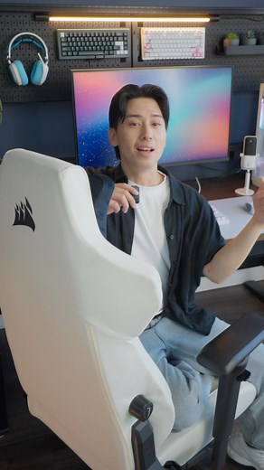 Introducing the new Corsair TC500 Luxe Chair • Comfortable and stylish quilted seat and backrest • Adjustable built-in lumbar support • Wide and flat seating with subtle bolstering • Omniflex armrests with quick and easy adjustment • Detachable neck pillow | CORSAIR