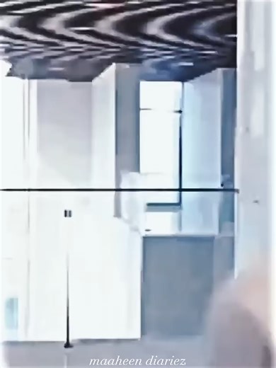 Romantic Elevator Scene That Will Melt Your Heart