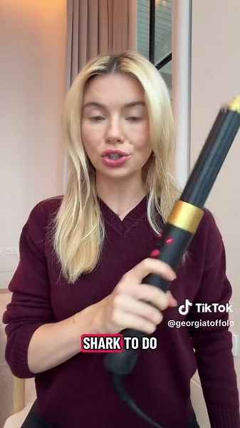 Did the £250 Shark just outdo the £525 Dyson… I tried the @Dyson UK Airwrap and the @Shark Beauty FlexStyle, and honestly? One of them seriously surprised me… Final thoughts? If you’re not doing your hair every day, the Shark’s MEGA steal. But if you’re after less damage and more polish, Dyson is your girl. Which one would you go for?? #dysonairwrap #sharkflexstyle #hairstyletutorial #beauty