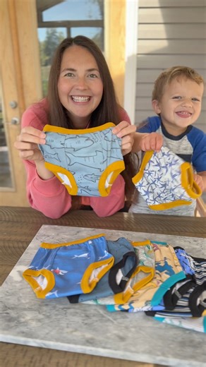 90K views · 766 reactions | Are any other mama’s trying to potty train their toddlers? ‍♀️ If so, these underwear are a must-have! While they aren’t completely leak through, they make clean-up so much easier when accidents do happen! ✨They are linked on my Amazon Storefront in my bio!✨ #momhacks #toddlermom #toddlermomlife #pottytraining #toddlerlife #parenthacks | Kamry Vincent | Facebook