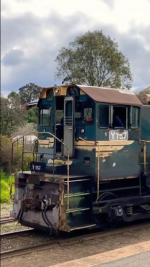 Y157 operating at Castlemaine