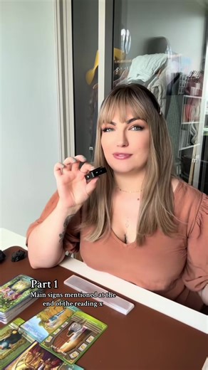 See Link In Bio to book a private reading 💜 Learning Tarot? Want a short and to the point Beginner’s Guide that holds all the information you need to get started? See link in bio 🫶🏼 📖 #tarot #tarotreading #tarotreader #tarottok #witchtok