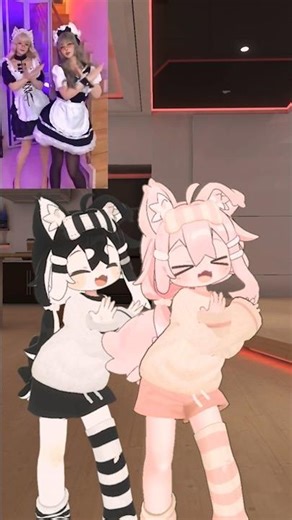 Only one person can't stand dancing with a different personality! #shorts #vtuber #vrchat #comoco