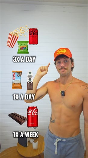 Xavier Kelly - Online Fitness Coach on Instagram: "🥚 3× per day — lean, high-volume staples like egg whites, veggies, potatoes, Greek yogurt, and chicken breast. These foods stretch your calories further, calm hunger, and make fat loss feel automatic instead of “forced.” 🍞 1× per day — higher-calorie carbs like wraps, pasta, oats, or even a can of Coke Zero can slot in daily with zero issues. If your protein is high and your steps/training are solid, these foods help with energy, mood, and con