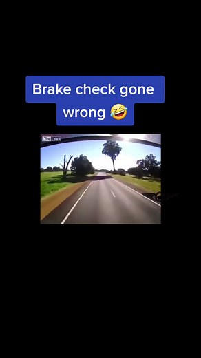 Never brake check a lorry driver 🤣 #stupid #fyp #foru #stupidpeople #foryoupage #karma #baddriver #lol #instantkarma #whyarepeopledumb
