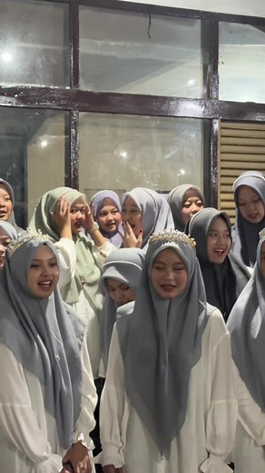 ARABIC SONG nih dari Team sholawat dan nasyid kita , masyaAllahhh allohumma baarik alaikum 😍😍😍😍 #sholawat #santriwati #pesantrenbaitularqom #santripondok #mahadbaitularqom #santribandung #fyp #masyaallahtabarakkallah