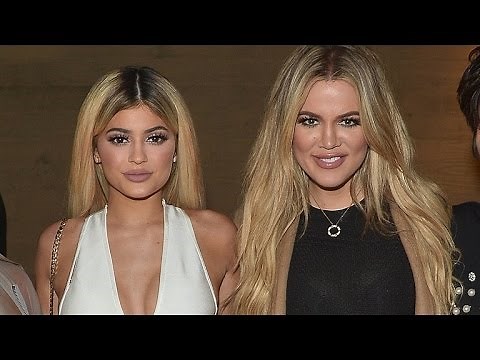 Kylie Jenner and Khloe Kardashian Twerk Together in the Bathroom