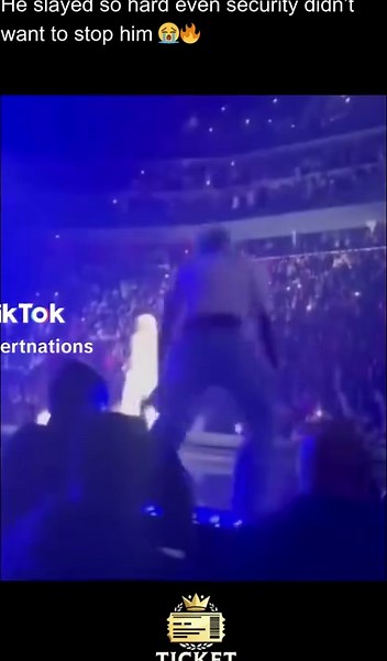 Epic Concert Moments That Capture the Audience