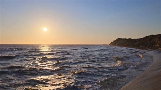 Gpod Morning from West Runton, its a dark one this morning, but dry and 12c! That will do, have a lovely day everybody | West Runton Beach Cafe