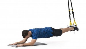 3 planchas con TRX imprescincibles para tu core