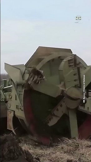 WATCH Russian Army's Massive Trench-Digger MDK3 In Action