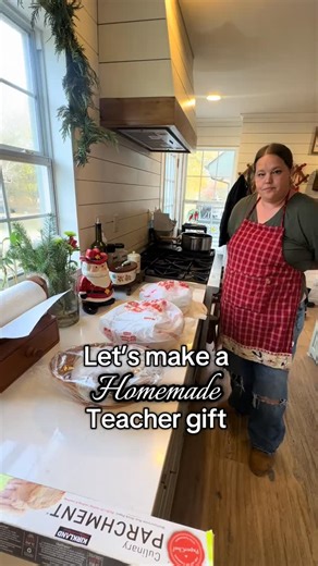 Cyndi Hoffer on Instagram: "A homemade gift is my favorite so why not share it! #teachergift #homemadeteachergifts"
