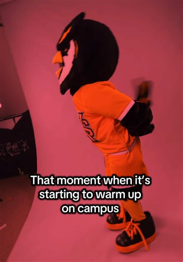 How this weather has us moving 🪩☀️ #partyatthebeachdownincopacabanna #dance #partyatthebeach #ksu #kennesawstateuniversity