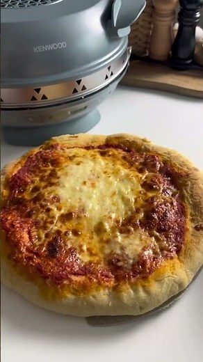 Create your signature pizza 🍕