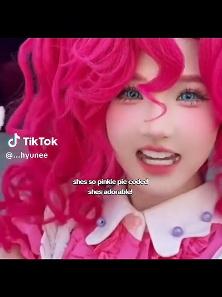 Adorable Pinkie Pie Cosplay Love