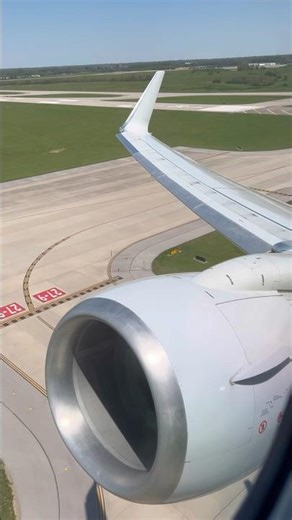 #737 #CFM56 #Ohio #Takeoff