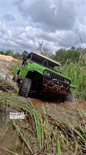 RC Off-Road Jeep Wrangler YJ