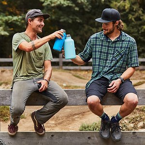 Hydro Flask 官方旗艦 真空保冷/熱 寬口鋼瓶 946ml 雨滴藍 | 杯具/杯子 | Yahoo購物中心