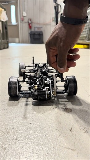 Can you drift without suspension? RC Drift testing. #tuning #noway #rcdrift