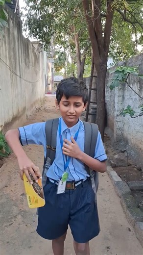 Geometry Box Ko Phone Samjh Liya 😭 #shorts #shambuchitipiralla #funny #schoollife