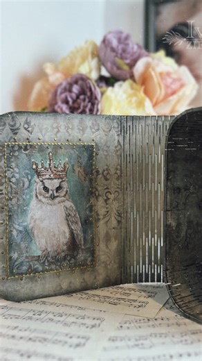 2.7K views · 183 reactions | Contour liner magic to end this very hectic Monday  ⭐️ Get yours from @theroyalcourtarts in US and @madarchesuk in U.K.  ⭐️It’s called contour liner, it comes in different colours, and in my experience if you want yours to hold shape better - get the sparkling ✨ one  ⭐️ Take your time! It may not seem like it - but this video is sped up ‍↕️ so, go SLOOOOW and remember, practice is key! | Iveta Ziedina | Facebook