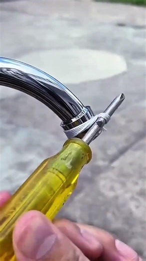 How to Use String and a Screwdriver to Loosen Fittings #plumbinghacks #shorts