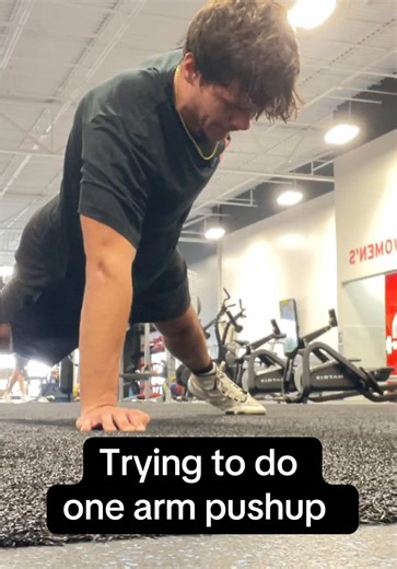 Push-ups build explosive punching power by strengthening the chest, shoulders, and triceps—the primary muscles that drive your punches forward. They also enhance core stability and shoulder endurance, helping boxers maintain proper form and throw powerful combinations deep into later rounds without fatigue.​​​​​​​​​​​​​​​​ #pushups #calesthenics #1armpushup