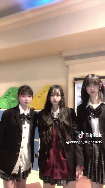 8cxlq_ (@8cxlq_) - 日本のJK文化の魅力