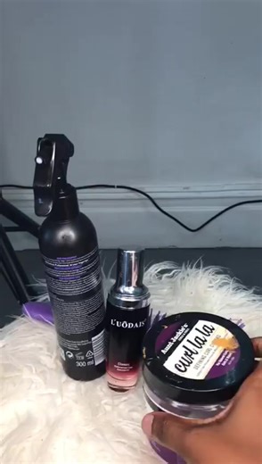 #Choosenday💃💃🔌After washing, mix Curl Lala serum water, spray it until your hair is soaking wet 💦 and let your curls shine! 😍 Available at Clicks 💖 #CurlsOnFleek #HairCare #CurlLala#SupremacyHair