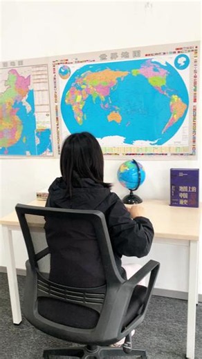 标准的行政区划版中国地图和世界地图，每张都是106*76厘米的高清正版地图，学习、办公、教育教学均可使用。#中国地图#世界地图#地图#中国地图超清版大图