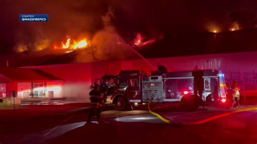 4-alarm fire tears through South Shore sports complex