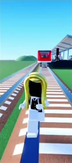 I'm back (Roblox old trend)