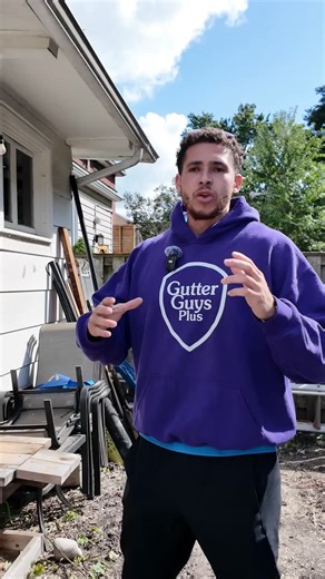 Gutter Guys Plus | Servicing London ➡️ Kitchener➡️ Sarnia | Hand-mitered corners > pre-made corners (most of the time) 💧✅ A hand-mitered corner is custom cut to fit the exact angle of your home, so... | Instagram