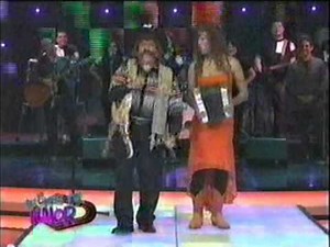 Los Fonomimicos Show --- El Pollito En Noches De Humor