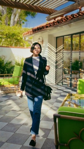 Erin Yoonsun Oh ✨오윤선 on Instagram: "Winter break is over, your space matters. We’re very often conditioned to fill every corner of life with effort, and productivity. Space isn’t selfish. It’s what gives form to everything we give. During the transition out of winter hibernation, stepping meditatively into the energy of 2026 I found myself with the work of @fundchillidabelzunce Eduardo Chillida, revealing space not by filling it, honoring what’s left open. It mirrors 여백의 미 the Korean philos