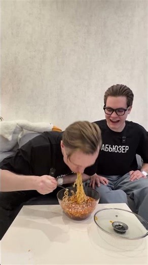 АБОВЕН СЪЕЛ САМЫЙ ОСТРЫЙ БУЛЬДАК В МИРЕ… Я В ШОКЕ 🤯