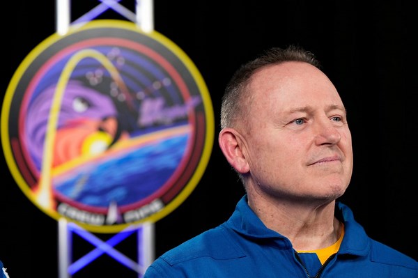 Famed Middle TN astronaut Barry ‘Butch’ Wilmore releases memoir: ‘Stuck in Space’