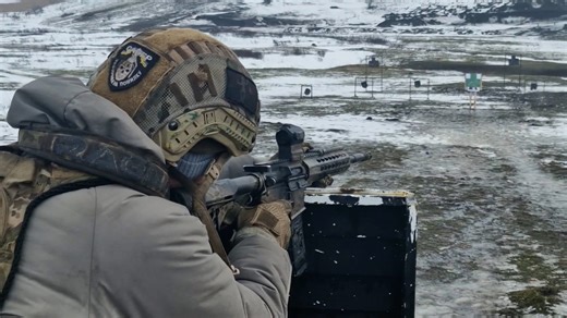 Ukrainian sappers train for combat against Russian forces