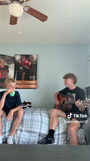 Exploring Broken Window Serenade: Musical Covers and TikToks