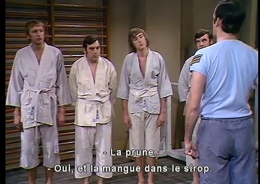 Monty Python - self defense against fresh fruit