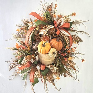 Pumpkin Basket Wreath for Fall Front Door, Autumn Farmhouse Home Decor, Pumpkin Basket Home Decor, Thanksgiving Hostess Gift - Etsy