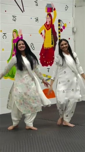 Jeet bhangra coach #dance #ukbhangra #ukbhangra #bhangradance #punjabifolkmusic #duet #love