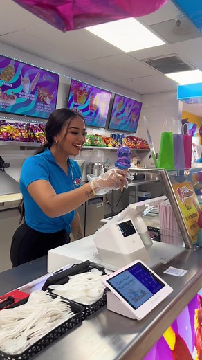 Just mopping don't mind us 🤣 | Antojitos LindaMar