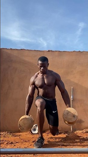 African natural bodybuilding _ how to train leg muscles #legday