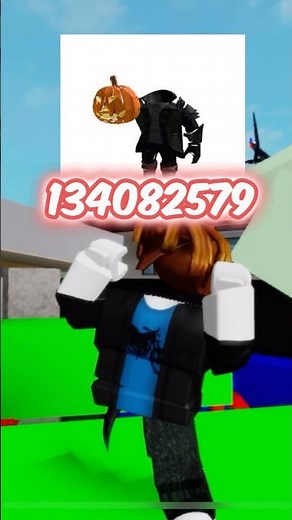 Headless and Korblox code in Brookhaven🏡rp #roblox #shorts #brookhaven