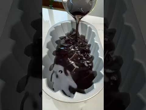 the process of making jelly which is made in layers