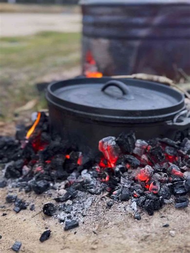 Campfire Cooking, Delicious Dutch Oven Lasagna