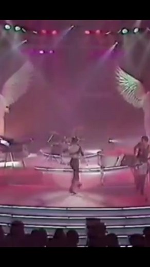 La Fuerza del Destino: Canción Completa de Mecano
