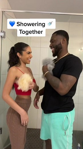 Couples showering together 1 day vs 1 year 🚿♥️ #couple #girlfriend #boyfriend #relatable